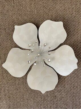 White Metal Flower Wall Art Decor Shabby Chic Crystal Jewel Accent